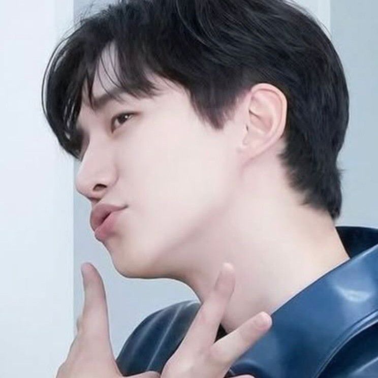 Behind-the-scenes cut of Lee Junho
