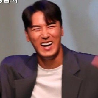 Behind-the-scenes cut of Jang Minho