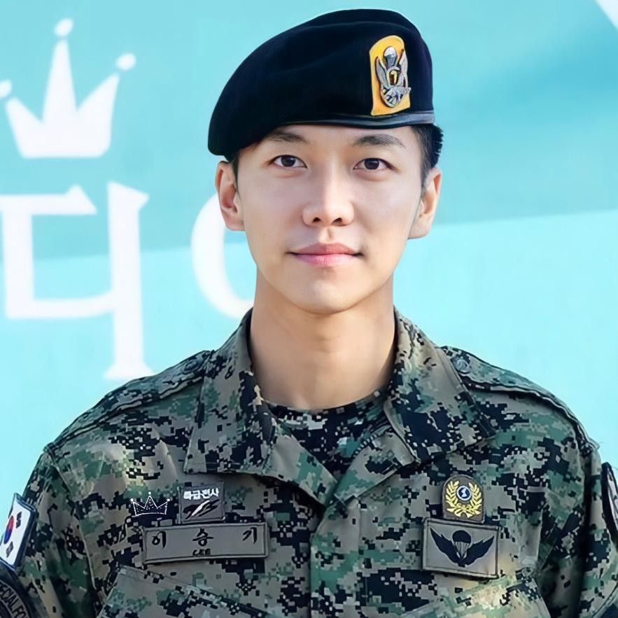 Cuplikan di balik layar dari Lee Seunggi
