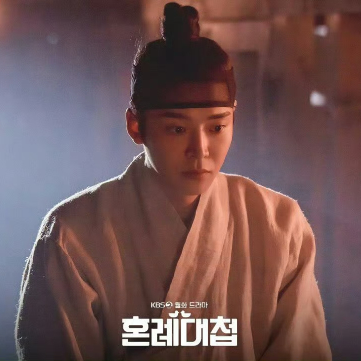 로운의 비하인드 컷