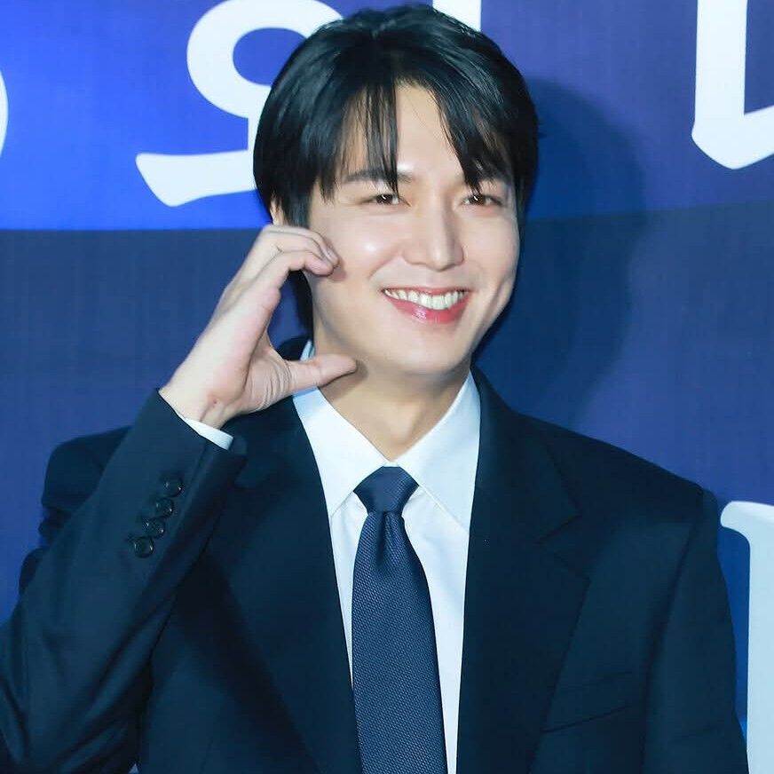 李敏镐的最新照片