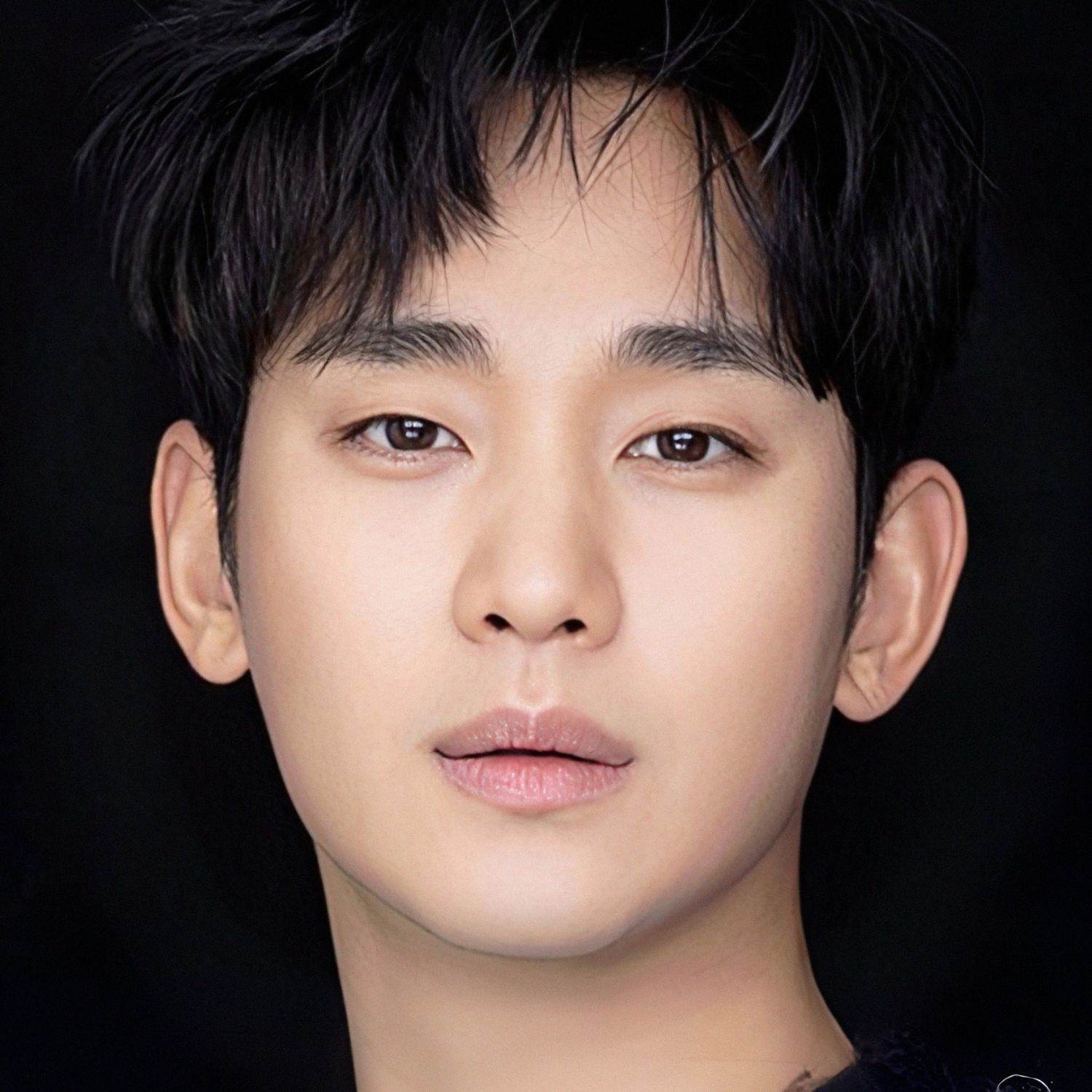 Recent activity shot of Kim Soohyun