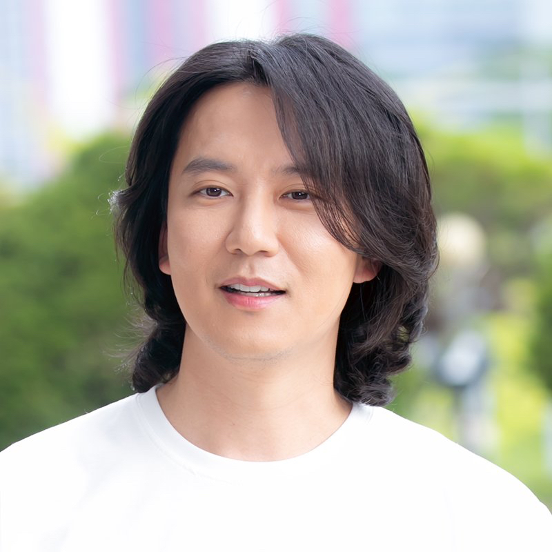 Behind-the-scenes cut of Kim Namgil