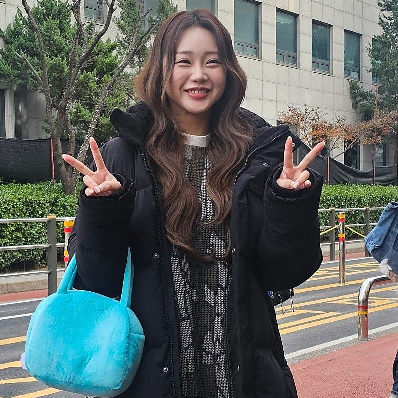 Latest photo of Hong Jiyoon