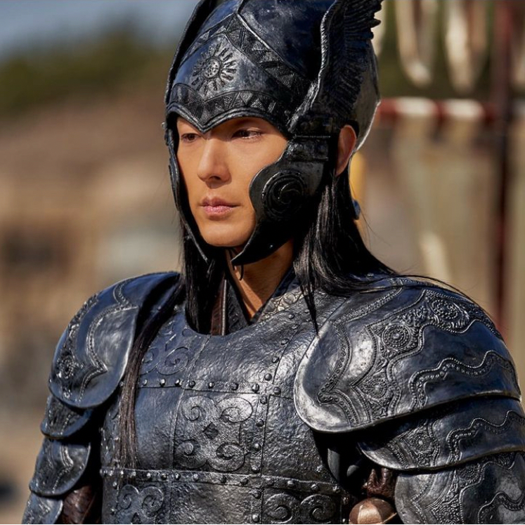 Behind-the-scenes cut of Lee Joongi