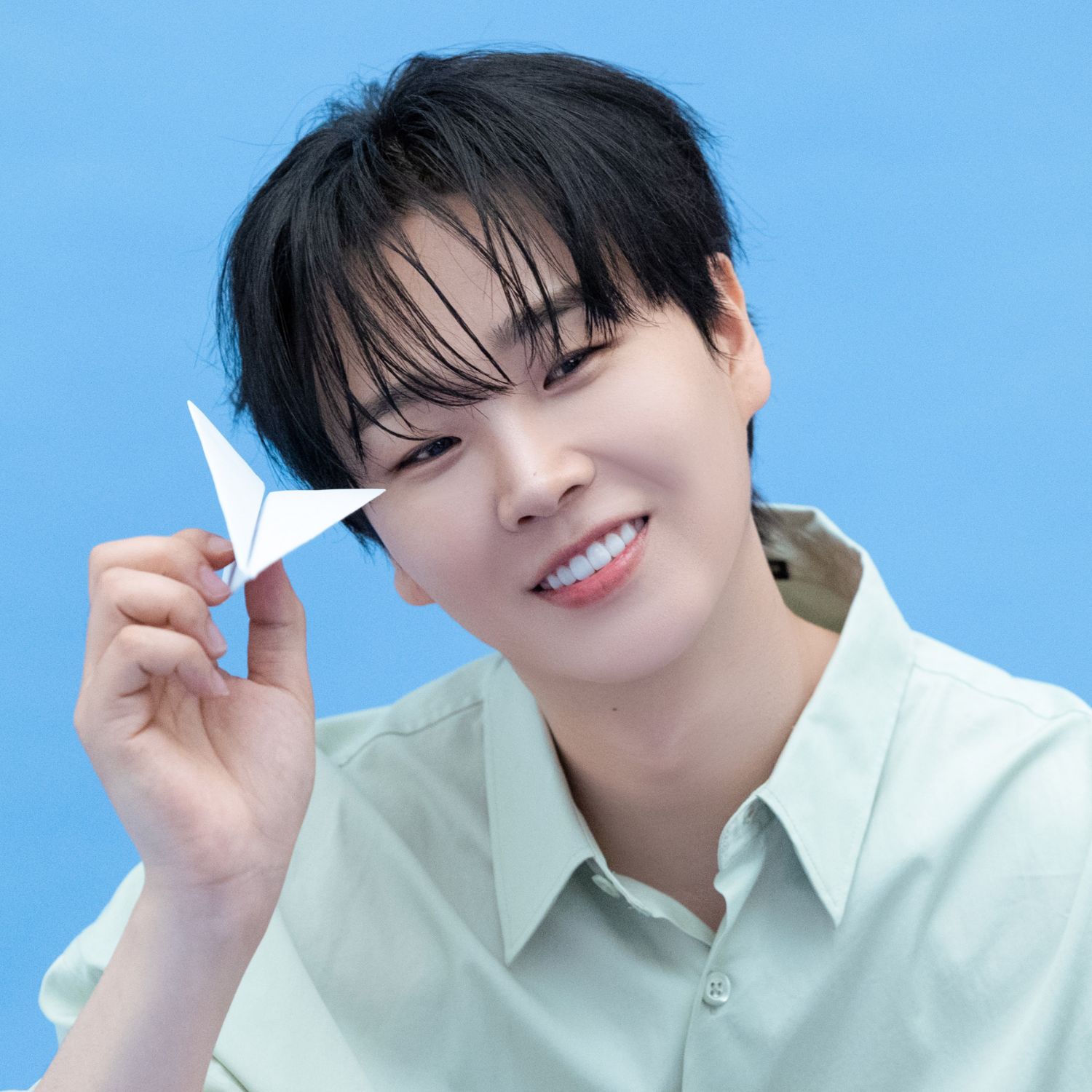 Behind-the-scenes cut of Song Minjun