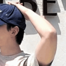 Behind-the-scenes cut of Lee Junho