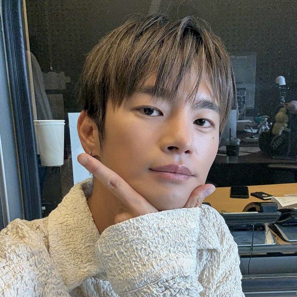 A moment captured by a fan of Seo Inguk