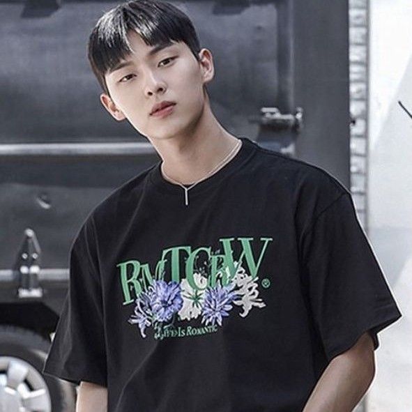 Recent activity shot of Choi Hyunwook