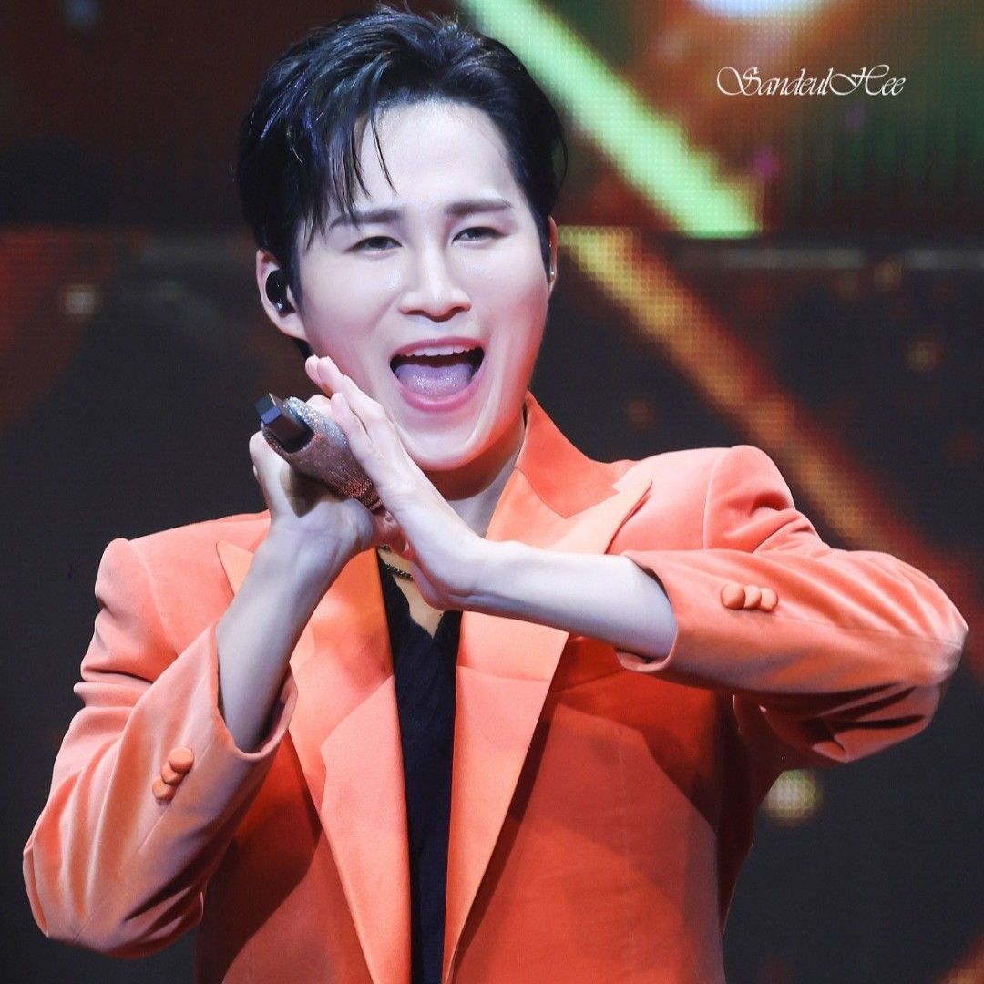 Cuplikan di balik layar dari Kim Heejae