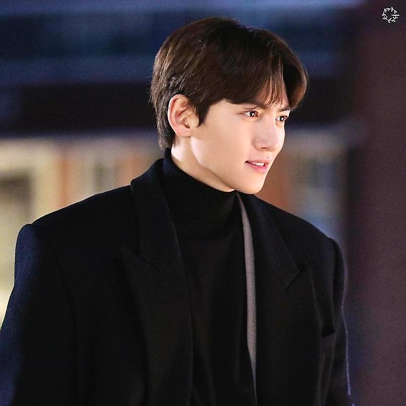 Behind-the-scenes cut of Ji Changwook