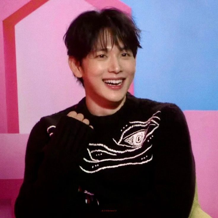 A moment captured by a fan of Lim Siwan