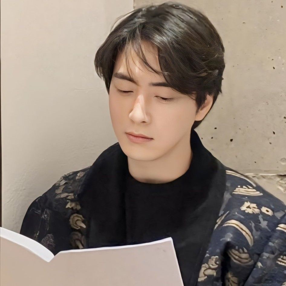 A moment captured by a fan of Lee Joonhyuk
