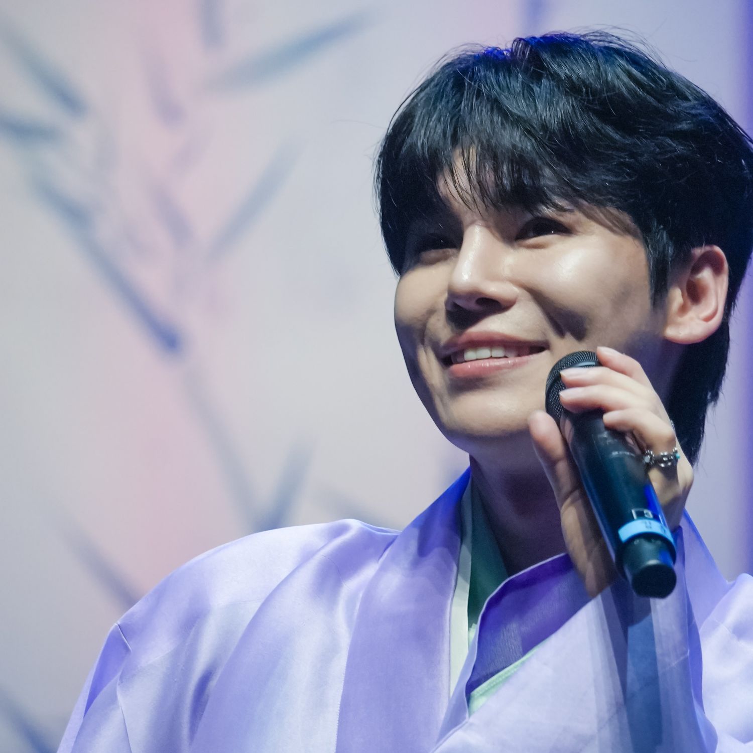 A moment captured by a fan of Kim Junsu (1991)