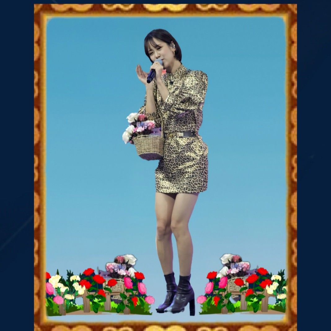 Behind-the-scenes cut of Kang Hyeyeon
