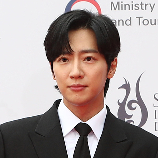 Choeaedol Celebコミュニティで爆発的人気の投稿