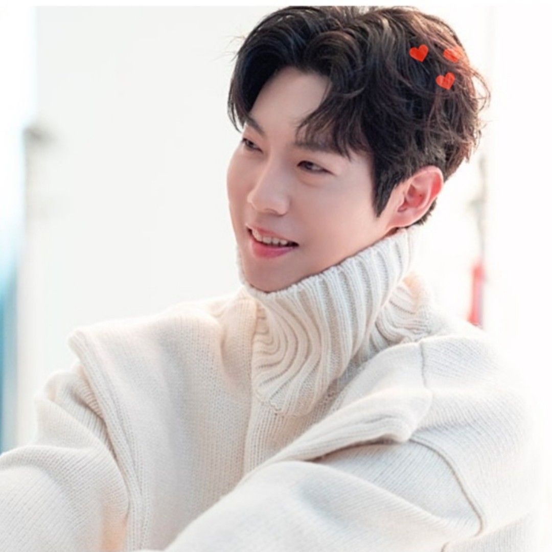 Latest photo of Son Taejin