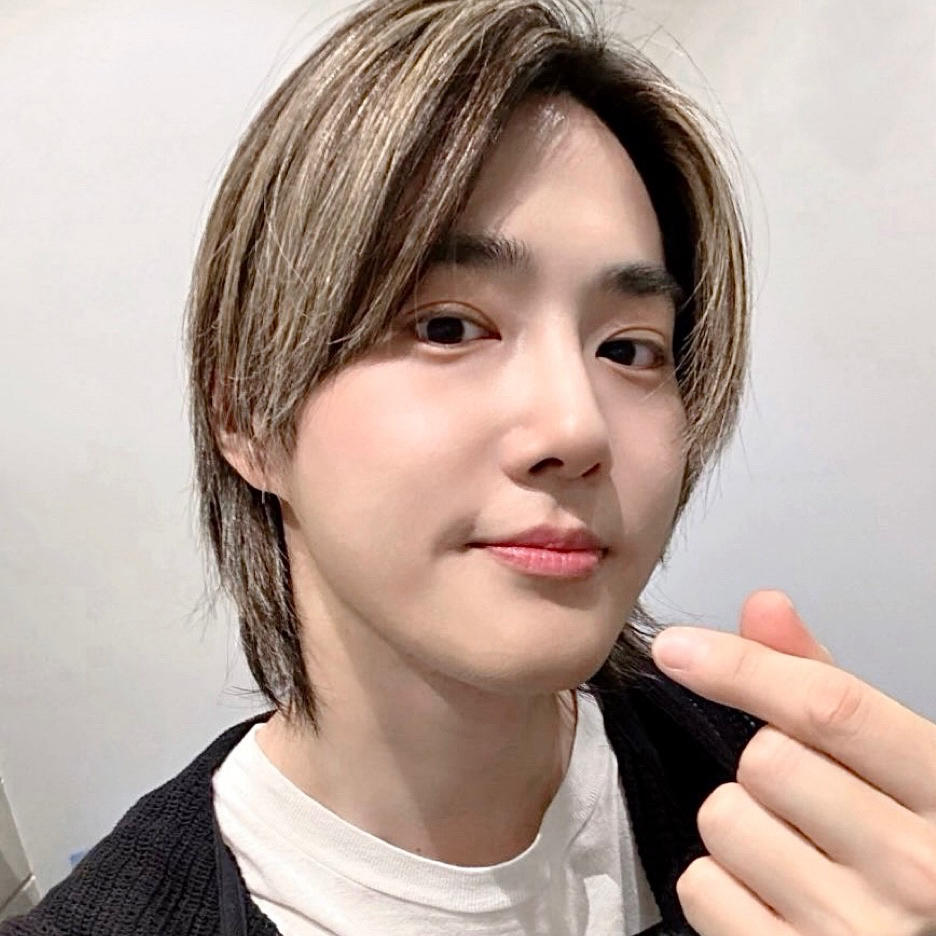 Recent activity shot of Suho