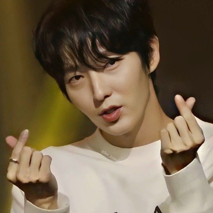 이준기 최근 활동샷