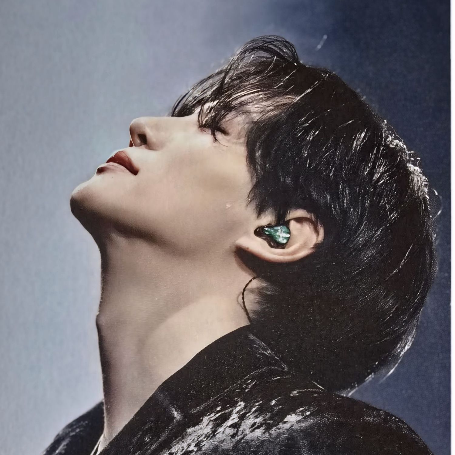 Behind-the-scenes cut of Lee Junho