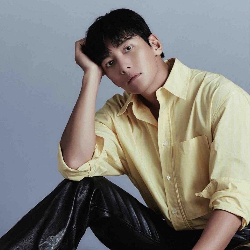 Behind-the-scenes cut of Ji Changwook