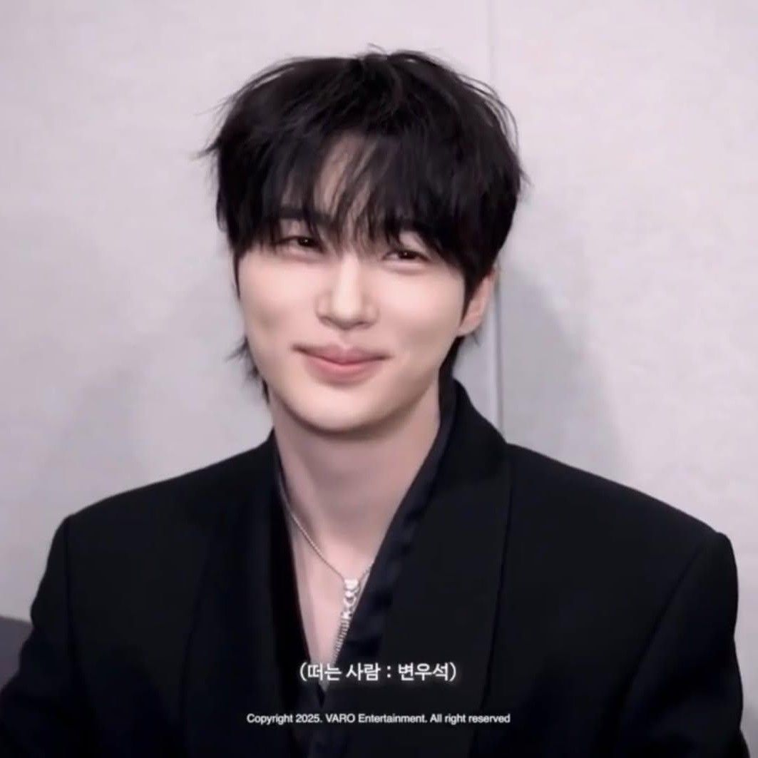 A moment captured by a fan of Byeon Wooseok