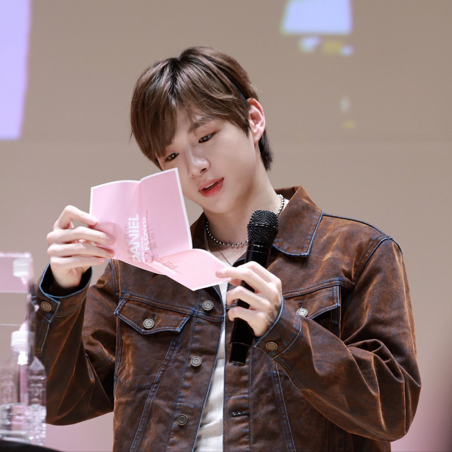 A moment captured by a fan of Secret Garden