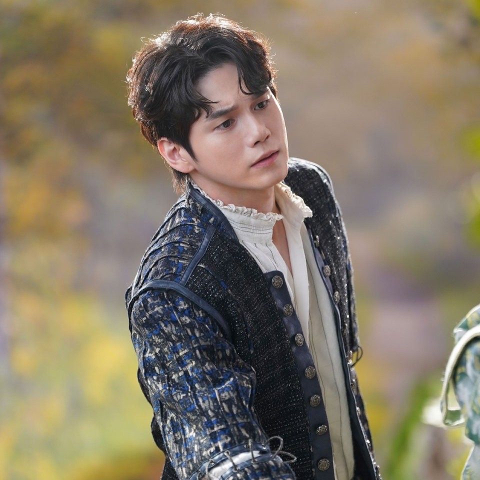 Behind-the-scenes cut of Ong Seongwu