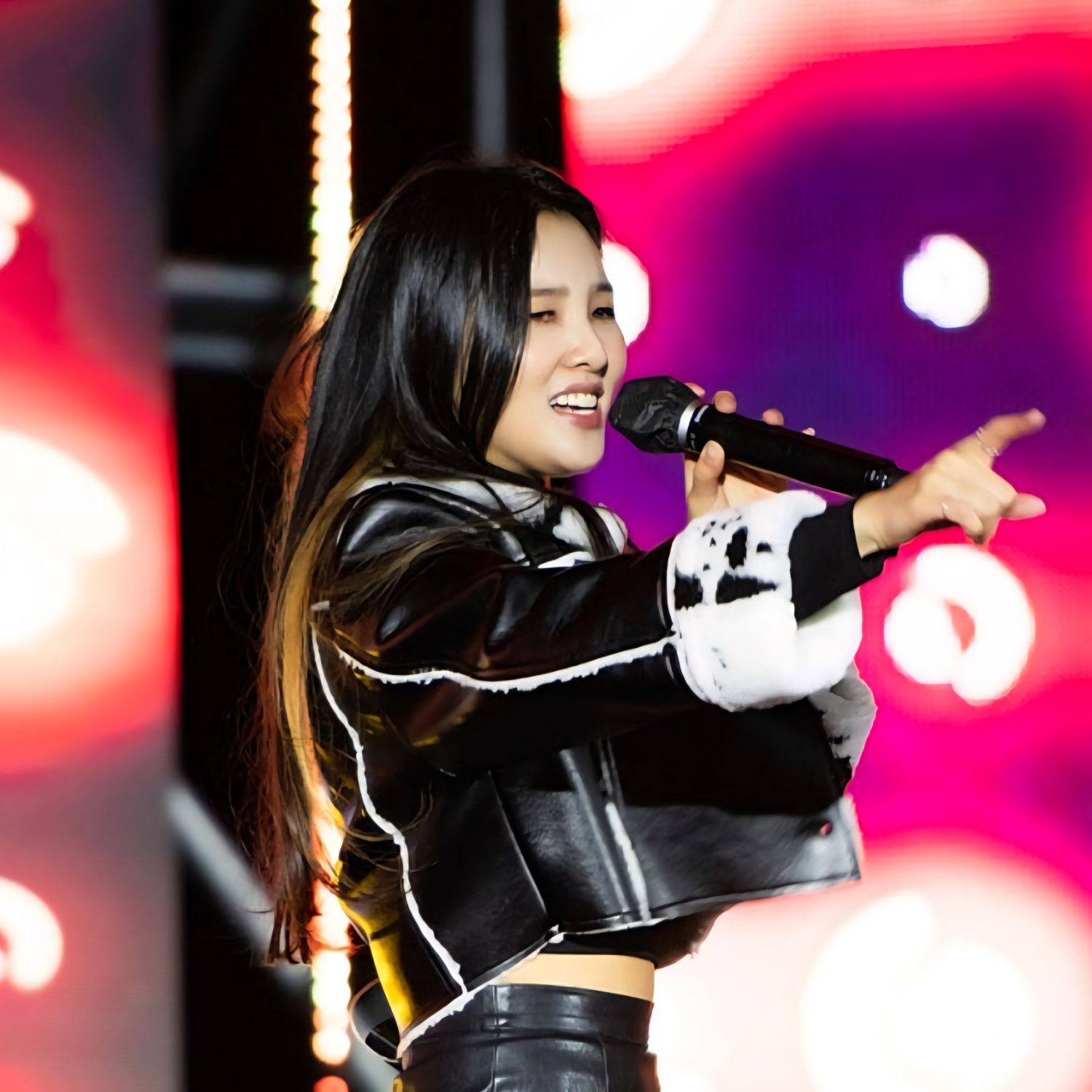 Behind-the-scenes cut of Hwang WooLim