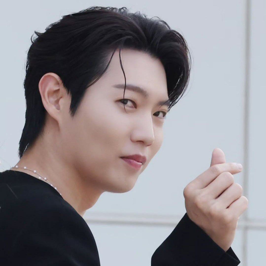 Behind-the-scenes cut of Son Taejin