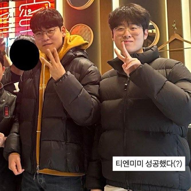 A moment captured by a fan of Gumayusi