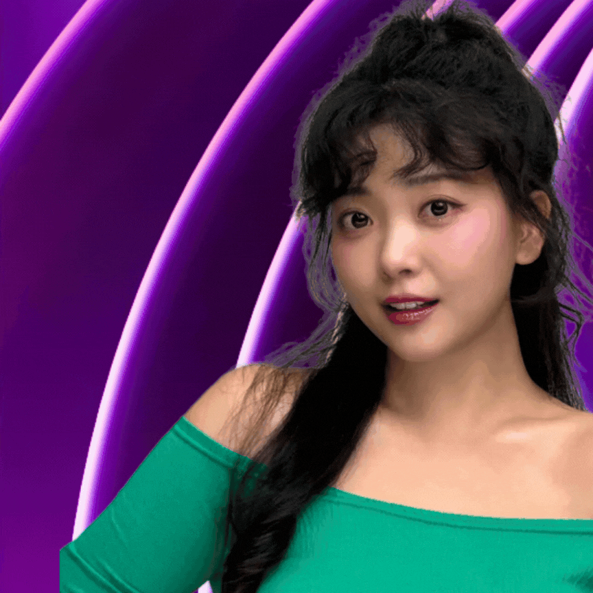 A moment captured by a fan of YOYOMI