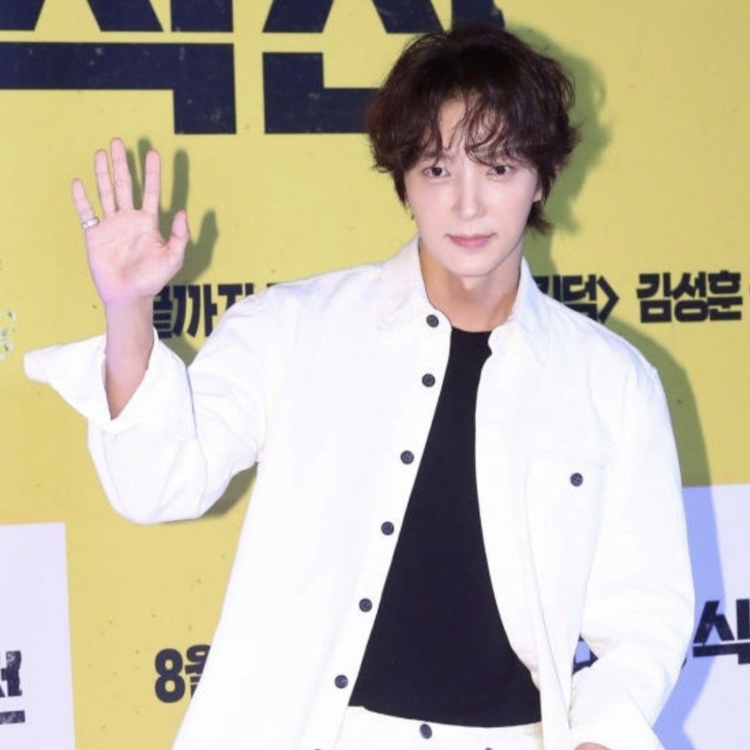 粉絲拍下的李準基瞬間