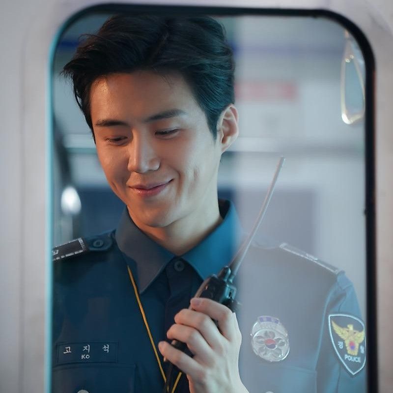 Foto kegiatan terbaru dari Kim Seonho