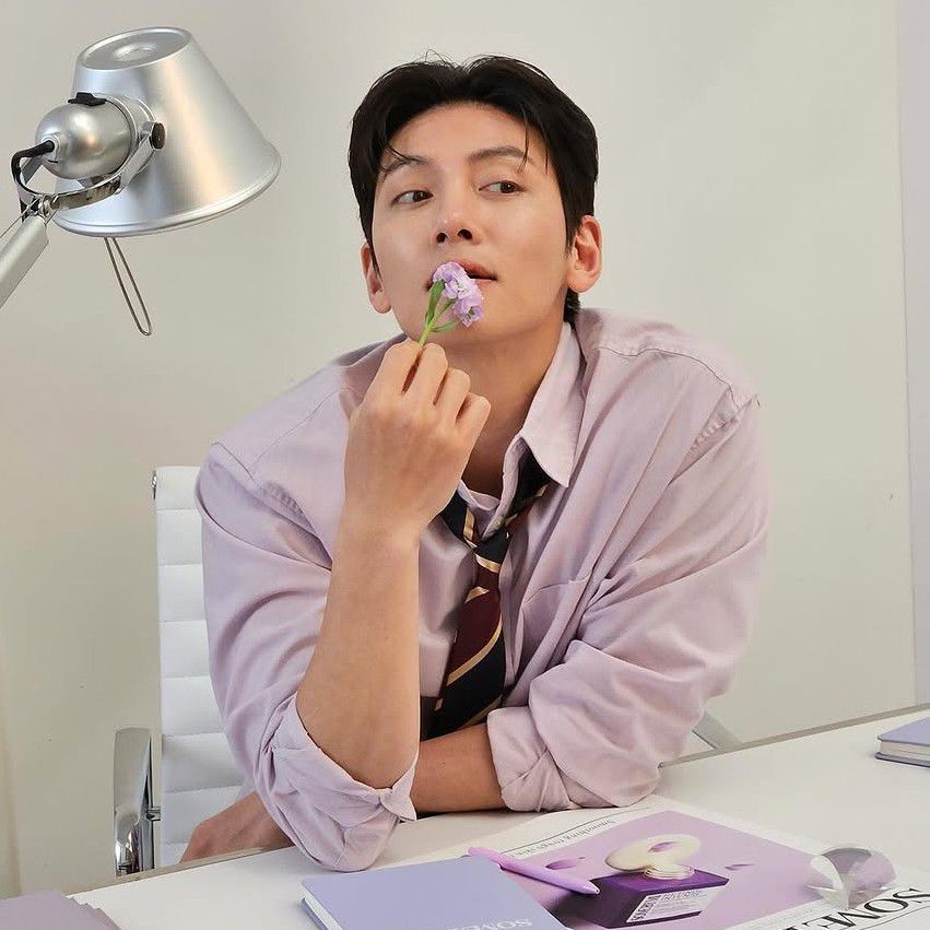 지창욱 최근 활동샷