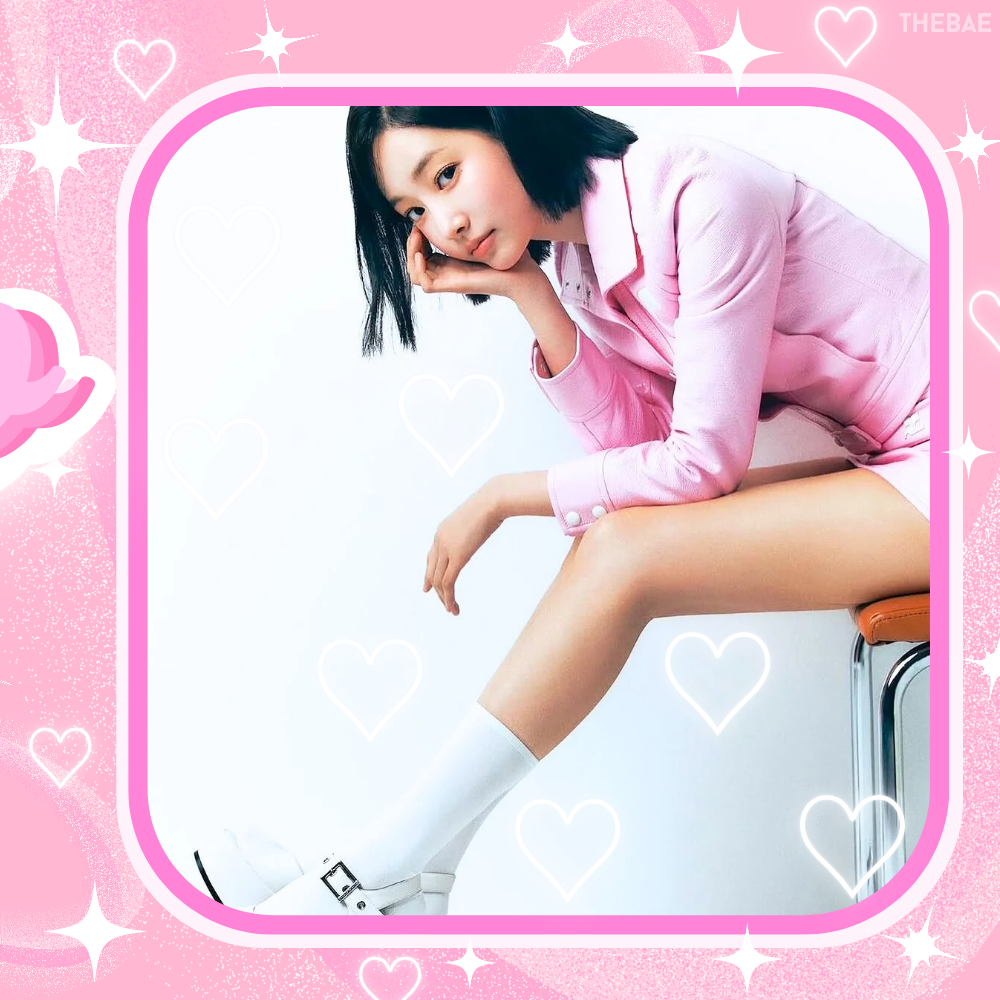 Behind-the-scenes cut of Yeonwoo
