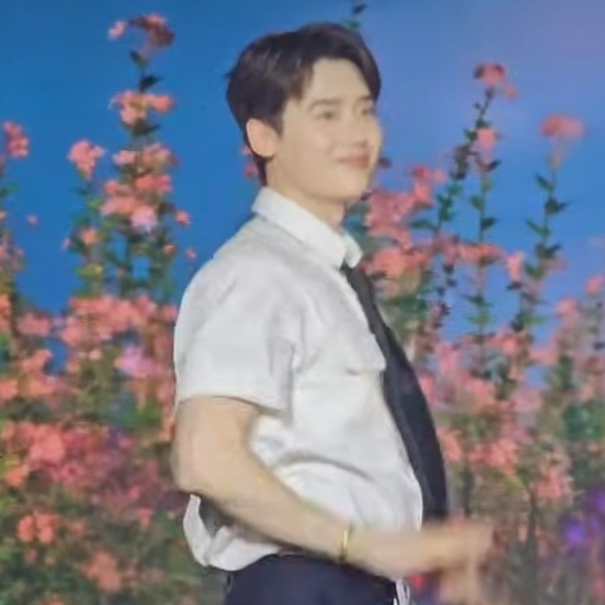 李鍾碩的近期活動照