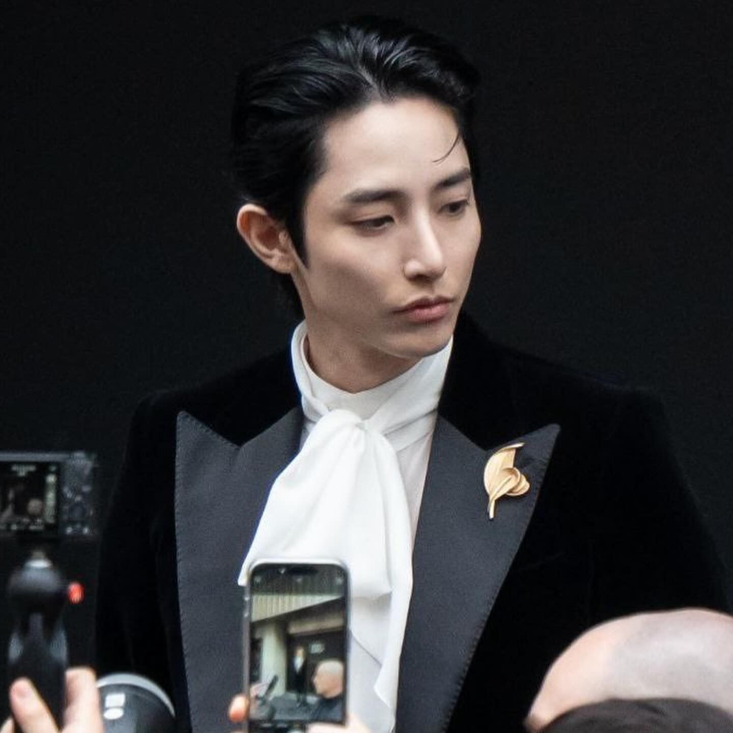 A moment captured by a fan of Lee Soohyuk