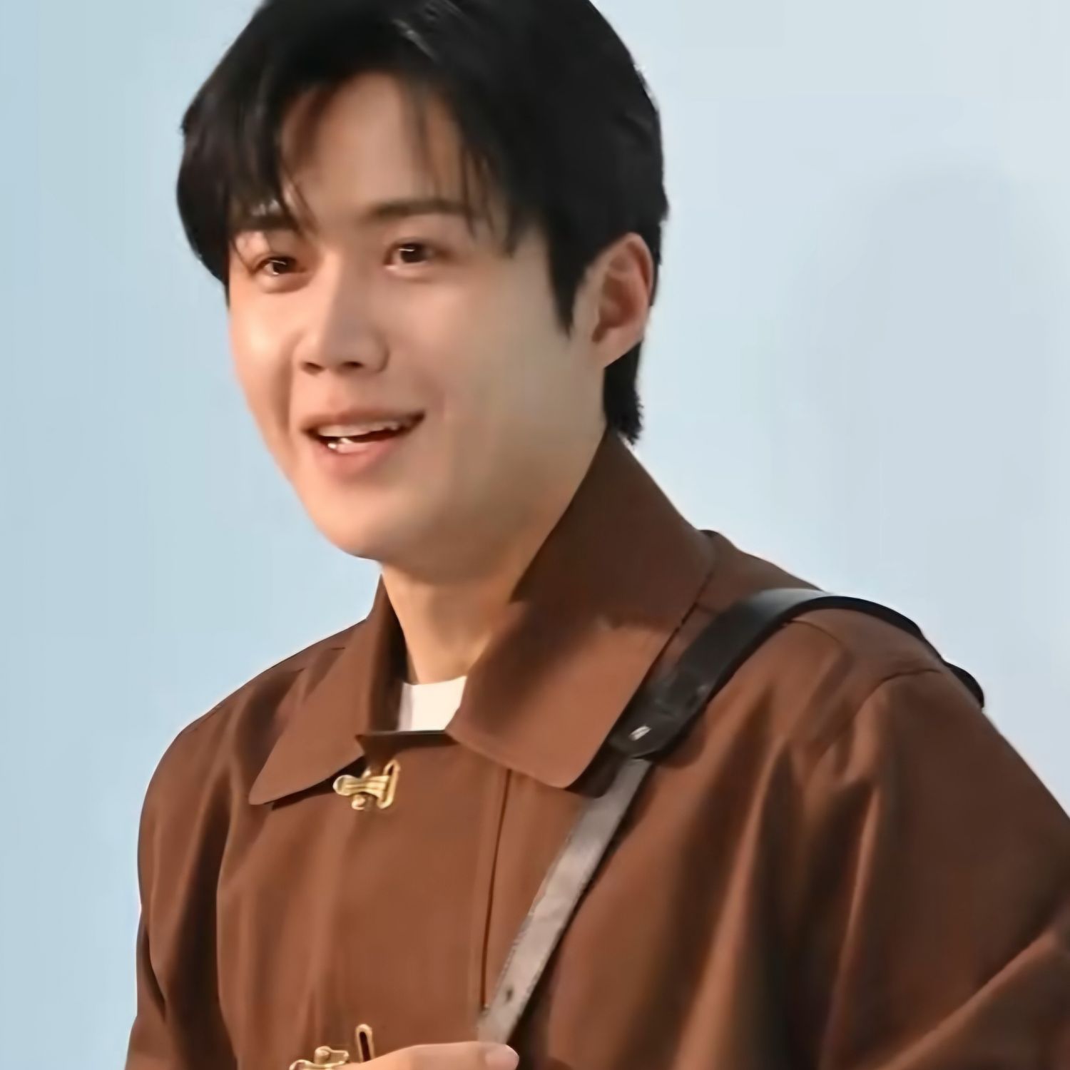 金宣虎的最新照片