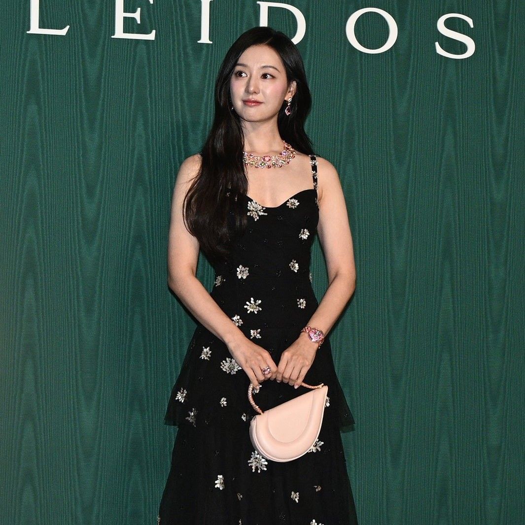 A moment captured by a fan of Kim Jiwon