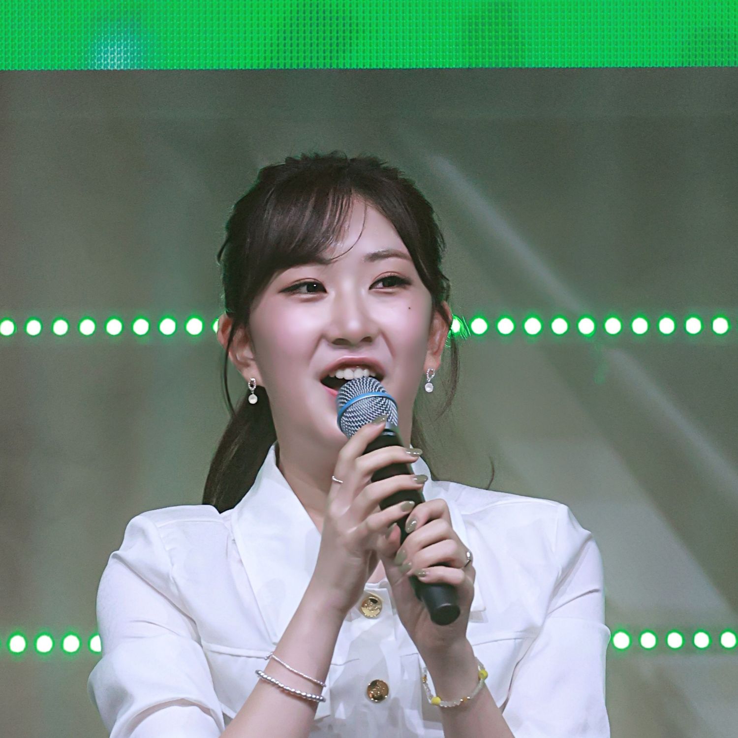 Foto terbaru dari Jeon Yujin