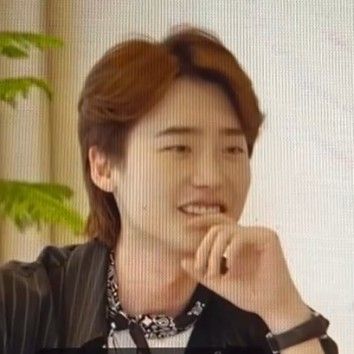 Recent activity shot of Lee Jongsuk