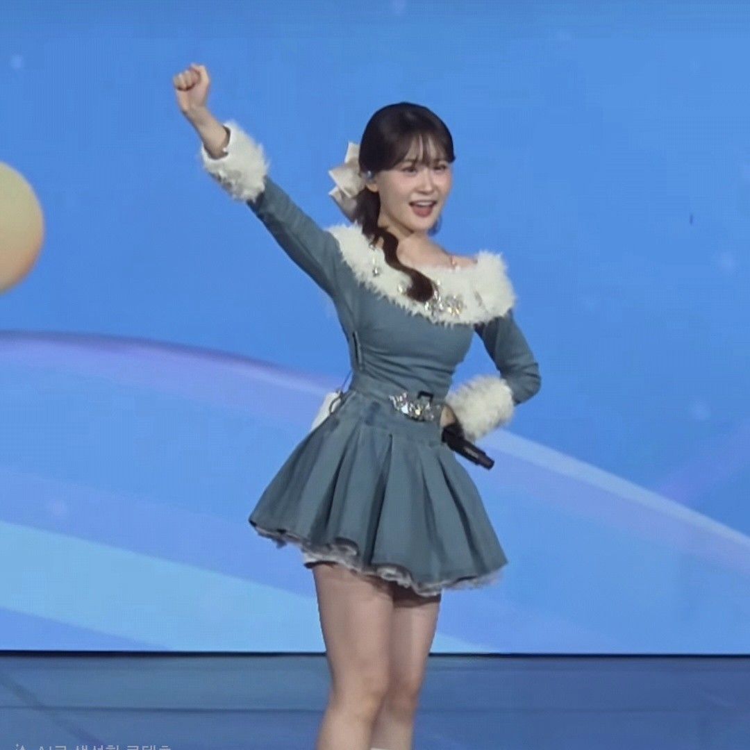 Latest photo of Kim Dahyun