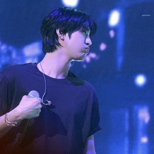 Latest photo of Ahn Hyoseop