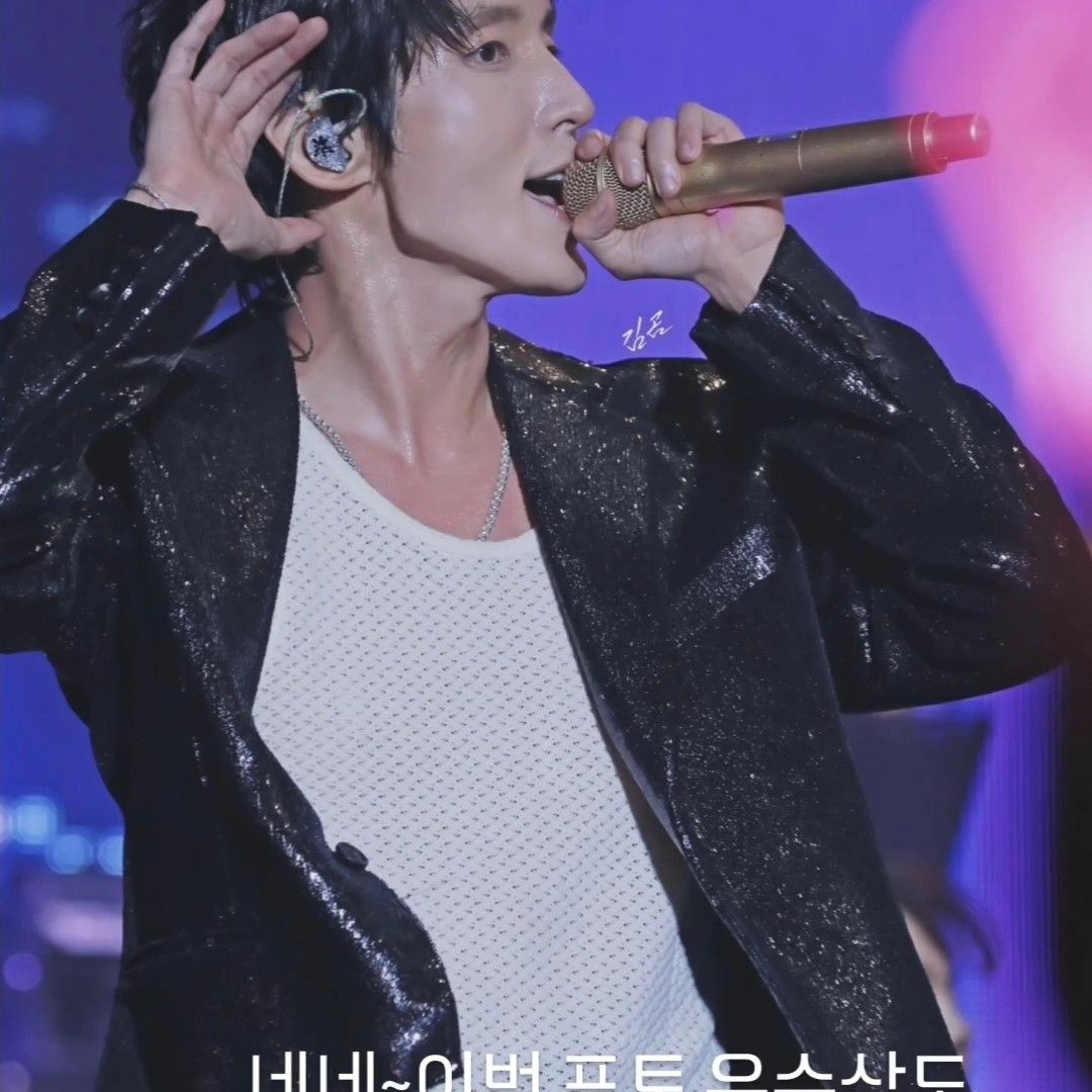 Latest photo of Lee Joongi