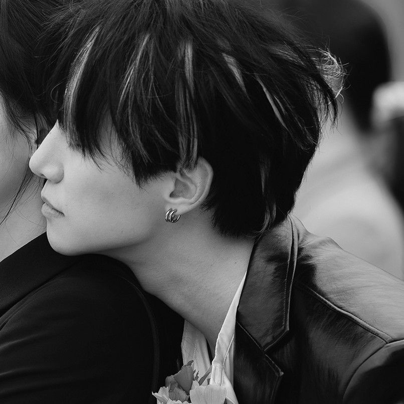 Behind-the-scenes cut of Lee Junho