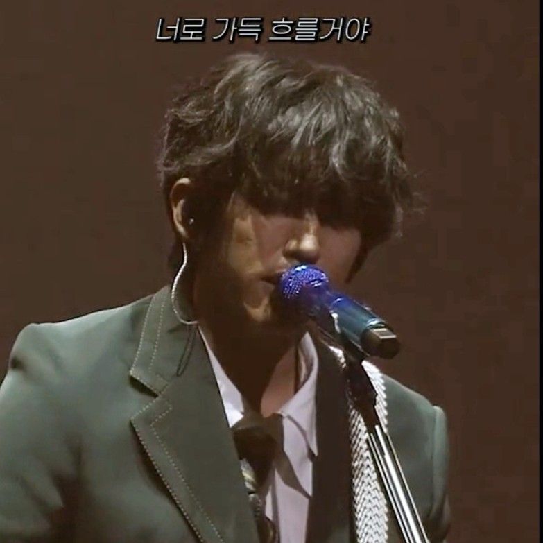 粉絲拍下的李承允瞬間