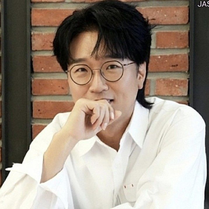 Recent activity shot of Bak Changgeun