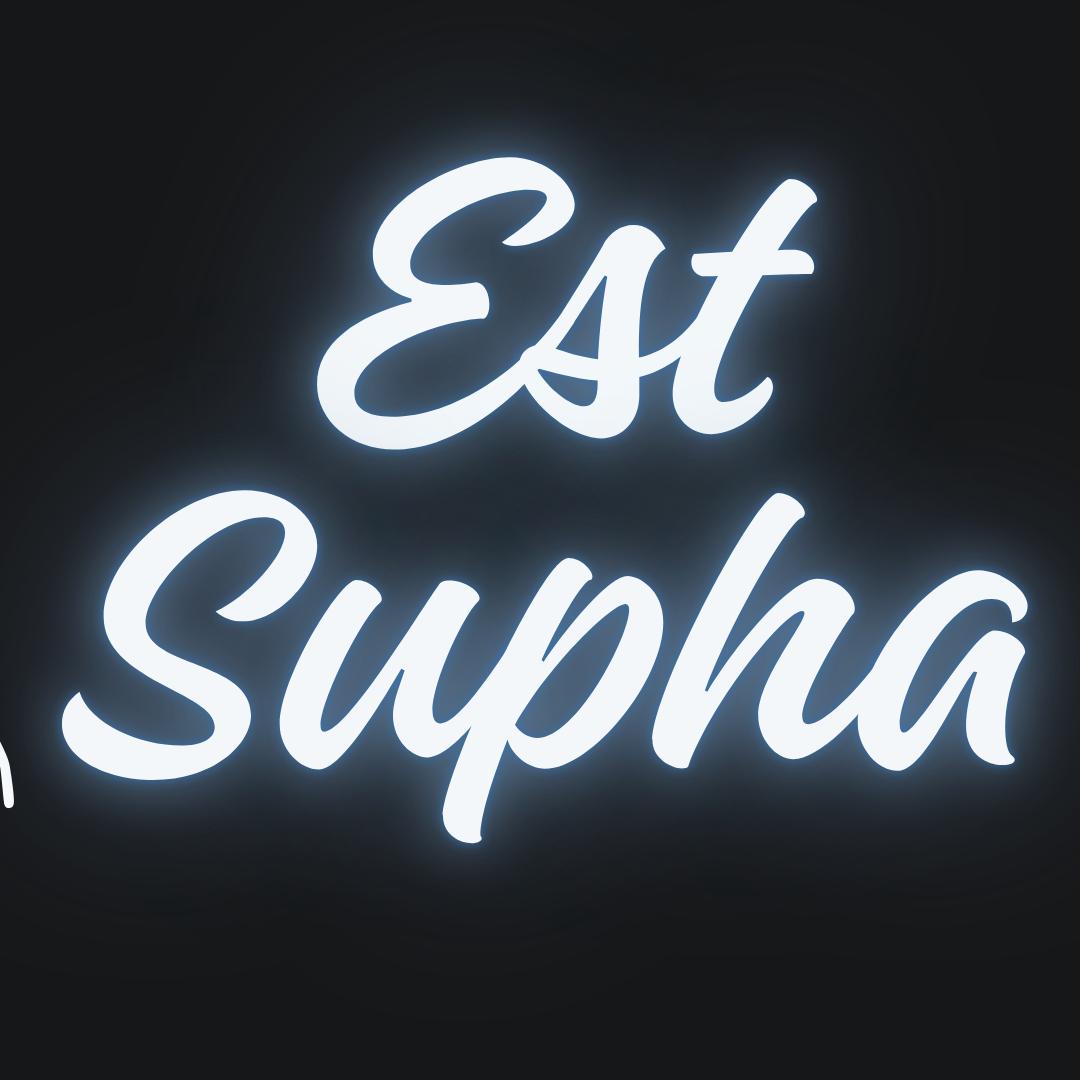 Latest photo of Est Supha Sangaworawong