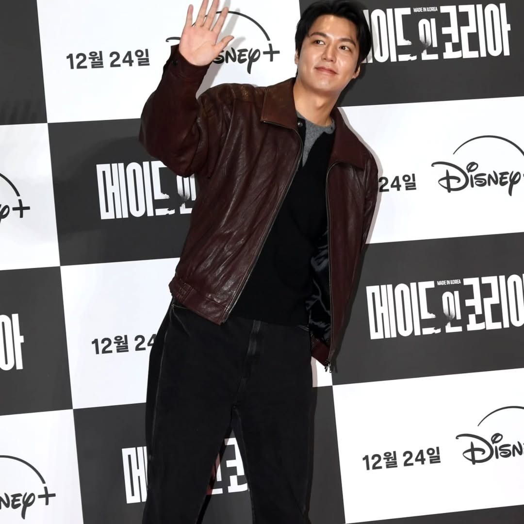 粉絲拍下的李敏鎬瞬間